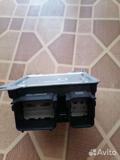 Запчасти на форд и suzuki swift mk 7