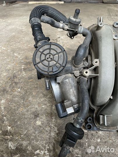 Впускной коллектор