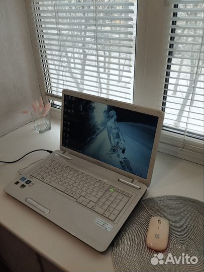 Ноутбук toshiba