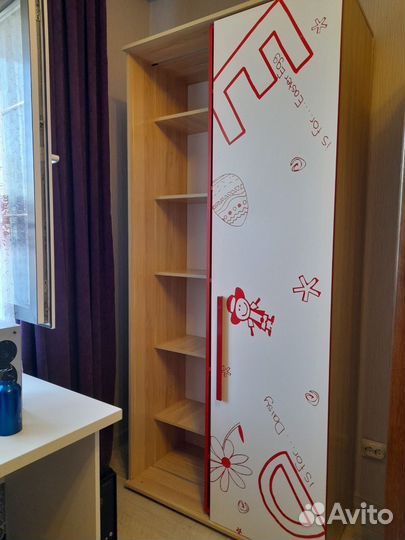 Кровать, матрасы, шкафчики