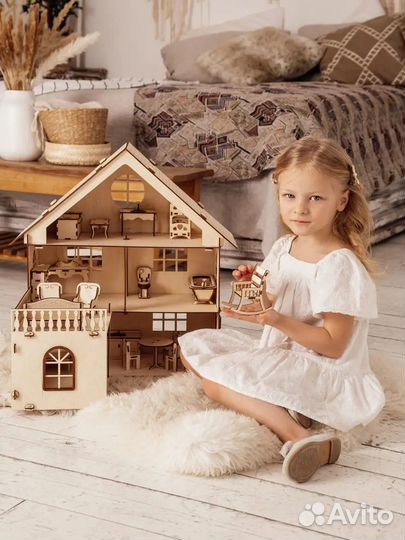 Кукольный домик с мебелью новый