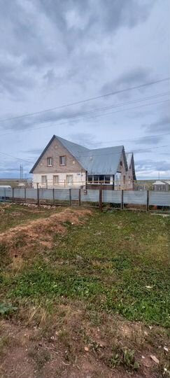 Дом 232,9 м² на участке 19 сот.