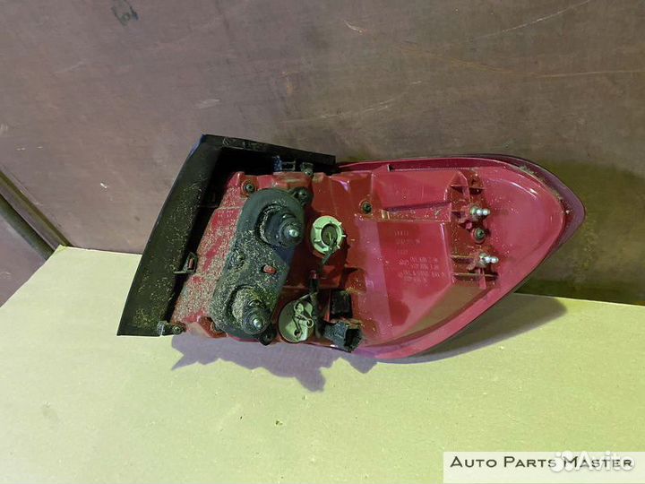 Фонарь задний Киа Соренто Прайм юм