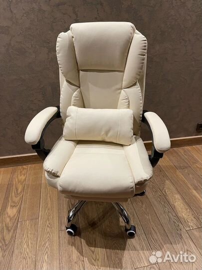 Геймерское кресло с массажем