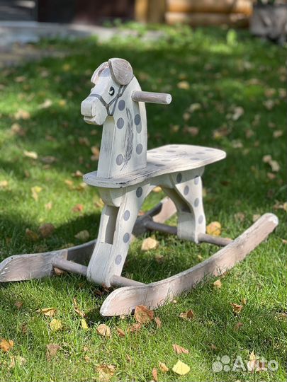 Детская лошадка качалка деревянная