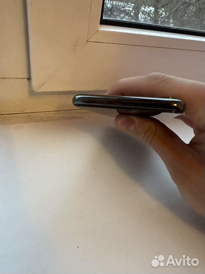 iPhone X, 256 ГБ