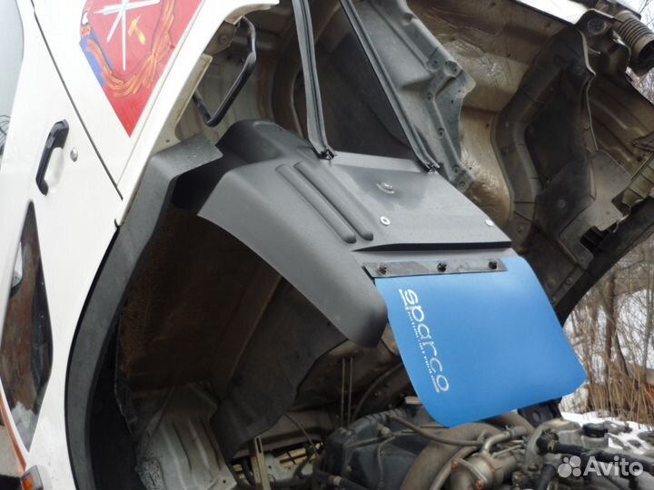 Крыло переднее левое hino ranger(500) пластмасса