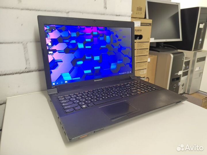 Офисный ноутбук Lenovo