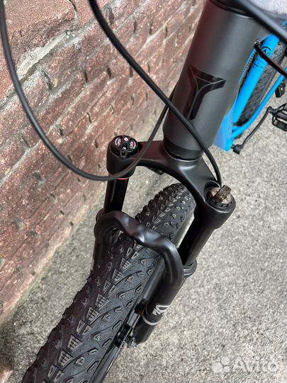 Велосипед алюминиевый 29R