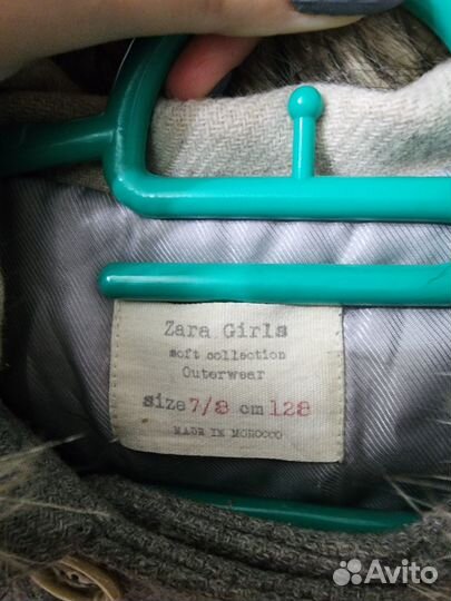 Пальто на девочку Zara 128
