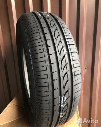 Pirelli Formula Energy 215/65 R16 98H