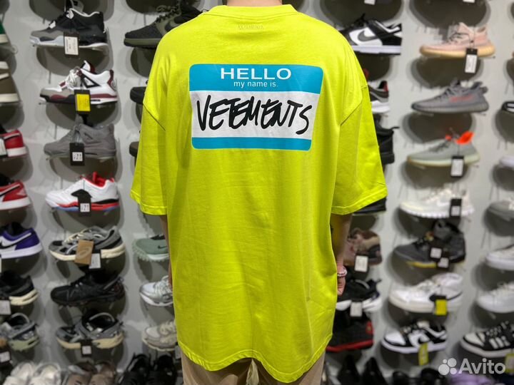 Футболка Vetements