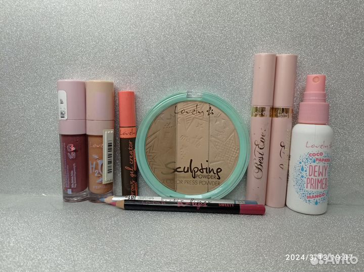 Набор косметики Lovely, 9 позиций