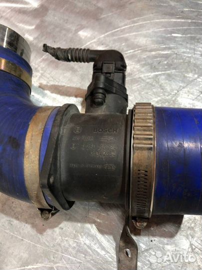 Датчик массового расхода воздуха Volvo V50 MW68