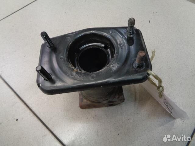 Кронштейн усилителя заднего бампера правый Merced