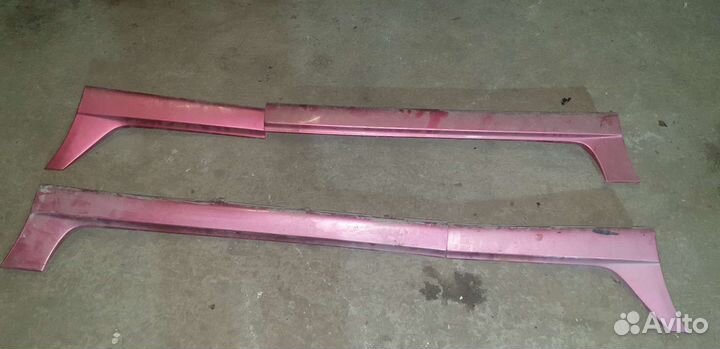 Накладки порогов nissan cub