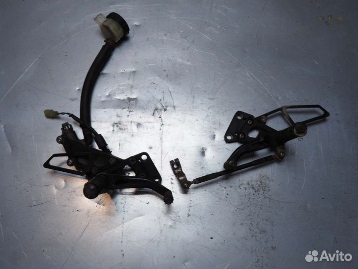 Ножки водительские Kawasaki zzr 400-2