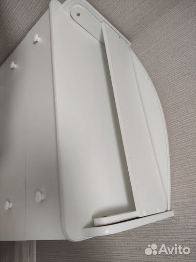 Кроватка с маятником и пеленальный комод