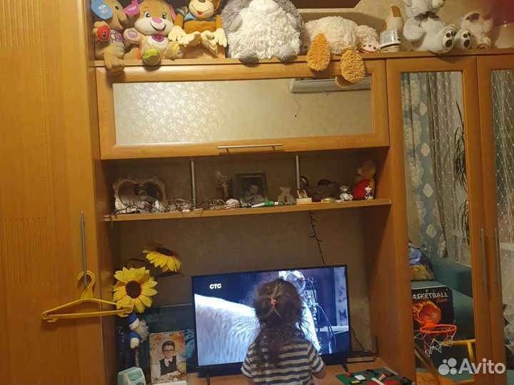 Стенка в гостиную со шкафом под тв