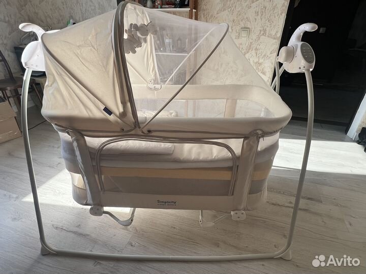 Колыбель-манеж Simplicity 4030 Auto