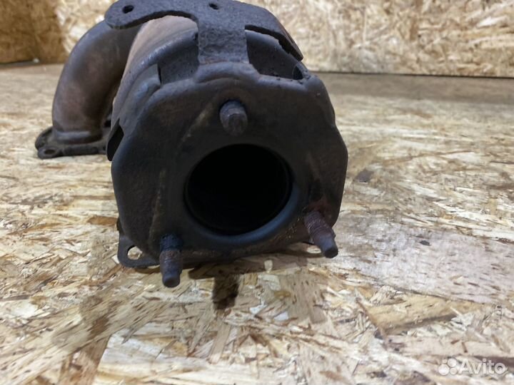 Коллектор выпускной 1.2 Skoda Fabia 2 07-15