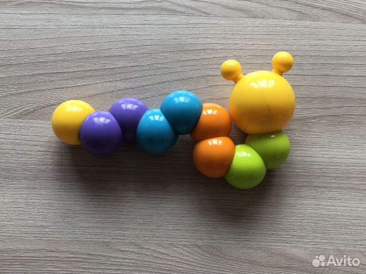 Игрушки для малышей (погремушки, прорезыватель)