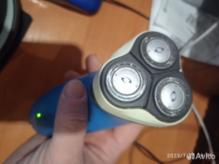 Электро бритва philips