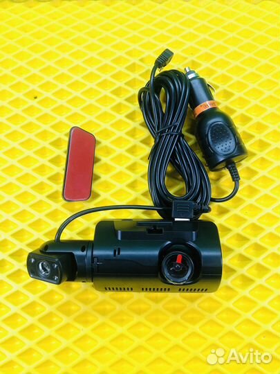 Видеорегистратор с обзором 360