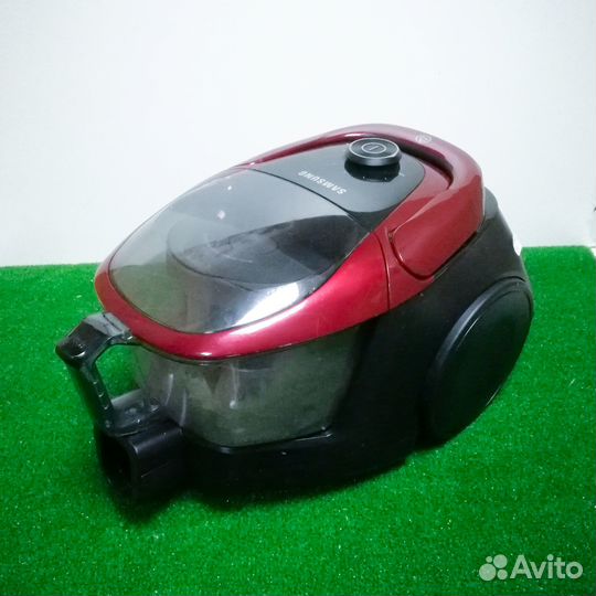 Пылесос Samsung SC18M3120V1