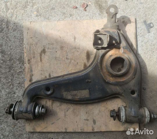 Рычаг передний нижний левый Mercedes W140