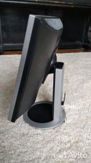 Монитор Samsung 713N s