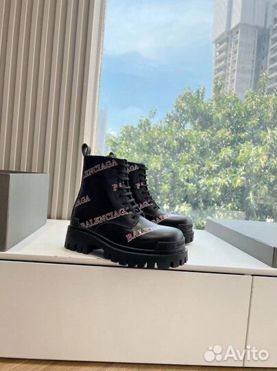 Ботинки женские Balenciaga