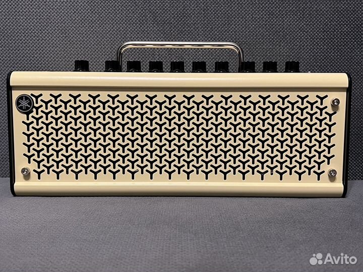 Yamaha THR10II гитарный комбоусилитель