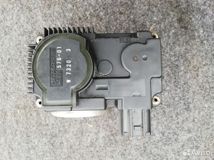 Дроссельная заслонка Ниссан Тиана J31 2.0