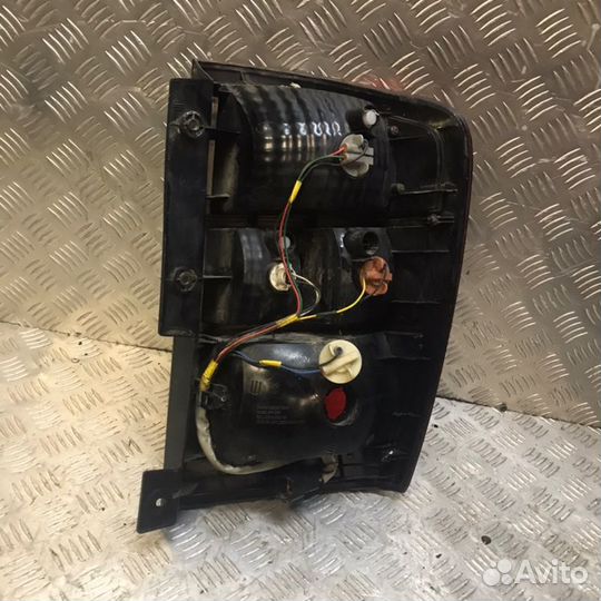 Фонарь задний левый Kia Carnival VQ 2009