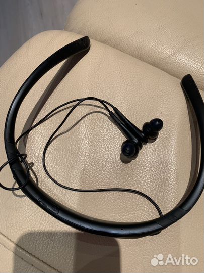 Беспроводные наушники samsung