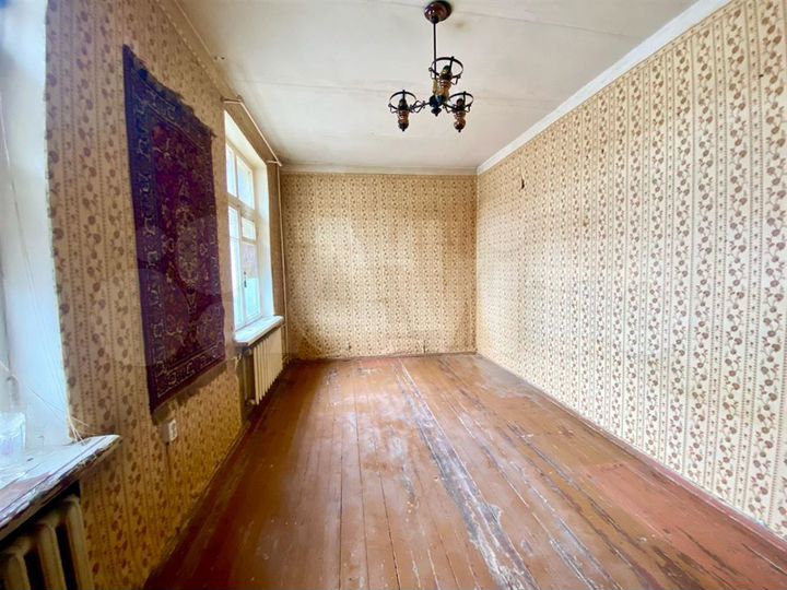 Комната 19 м² в 1-к., 1/5 эт.