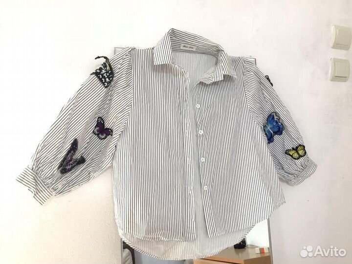 Рубашка в полоску с бабочками 42-44