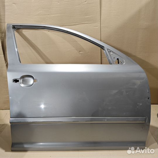 Дверь боковая П.П Skoda Octavia (A5) 2008-13 ориг