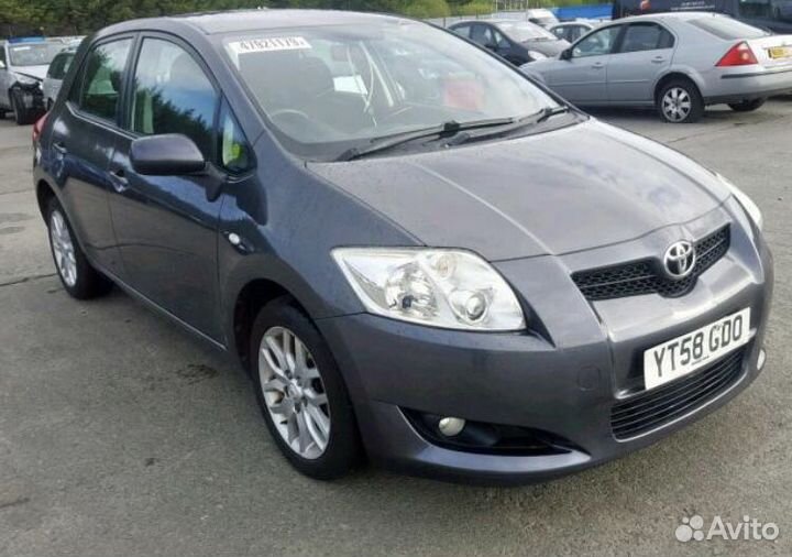 В разборе Тойота Аурис Toyota Auris E15 1.6 МКПП