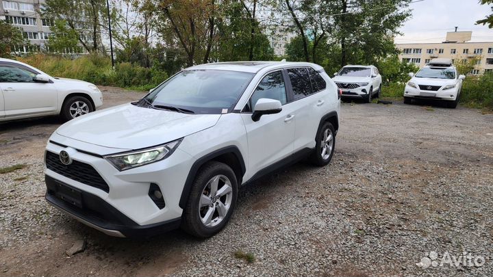 Toyota RAV4 2.0 CVT, 2021, 50 000 км