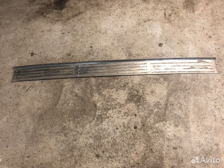 Накладка на задний бампер toyota surf 185 нерж