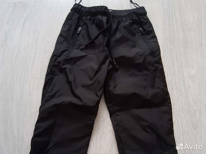 Продается спортивный костюм