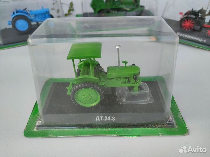 Модель трактора 1:43 Ашет