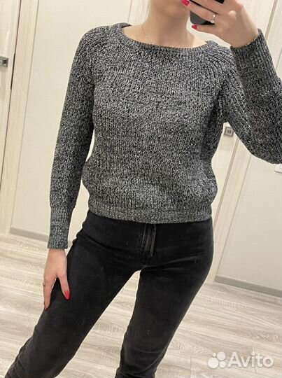 Свитер женский