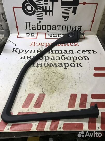 Накладка двери передней левой Land Rover Freelande