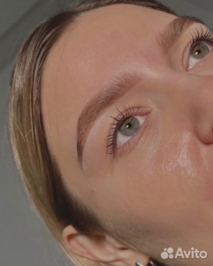 Оформление и окрашивание бровей