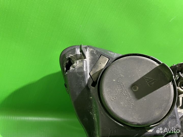 Фара левая Renault Logan 2 Sandero 2 2014-2018