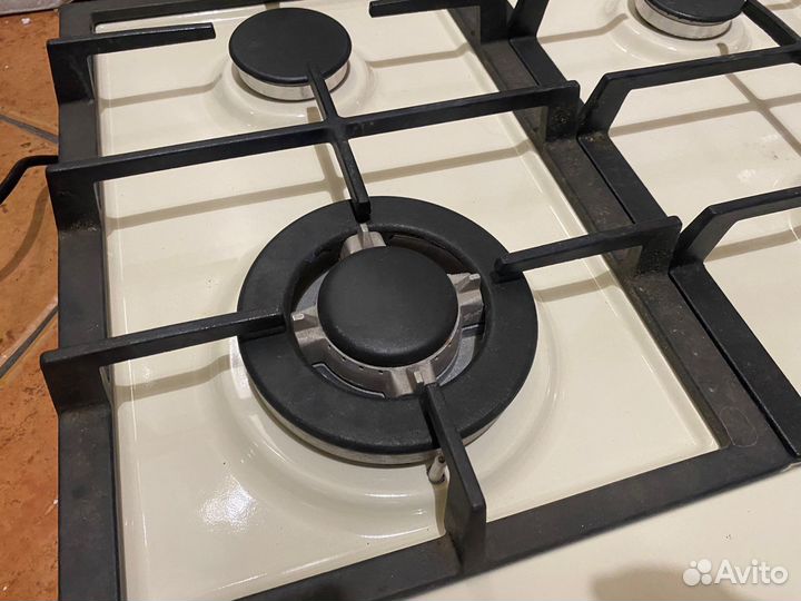 Газовая варочная поверхность HS 6142 YR