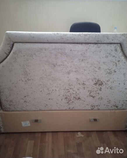 Кровати, новые 140*200